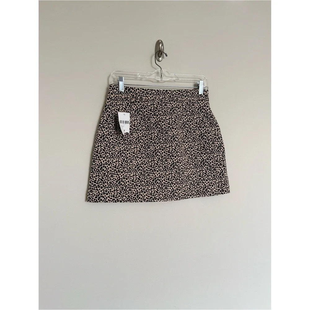 Leopard Button-Front Mini Skirt -‎ Size Medium
